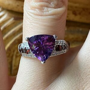 Moroccan Amethyst Red Garnet Sterling Silver Ring Size 7